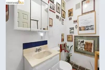 4105 Gregory St, Oakland, CA 94619 - Photo 11
