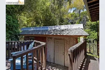 4105 Gregory St, Oakland, CA 94619 - Photo 35