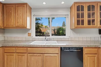 2326 Peachtree Cir, Antioch, CA 94509 - Photo 9