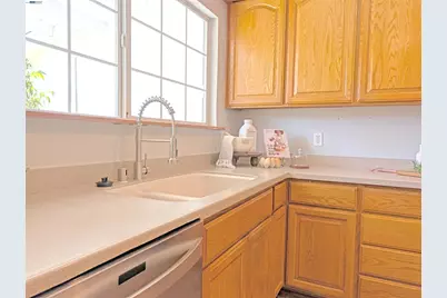 5515 Alaska Dr, Concord, CA 94521 - Photo 9