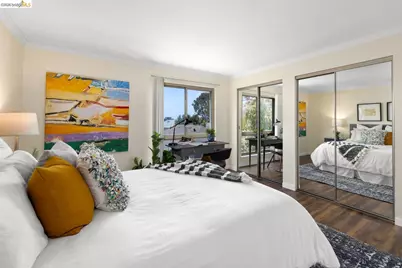 77 Fairmount Avenue #302, Oakland, CA 94611 - Photo 23