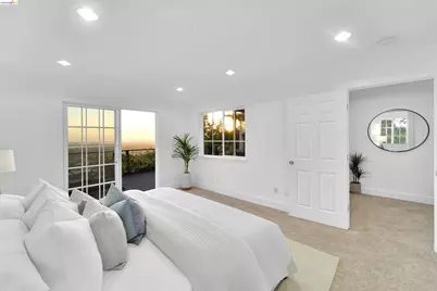 7907 Michigan Ave, Oakland, CA 94605 - Photo 27