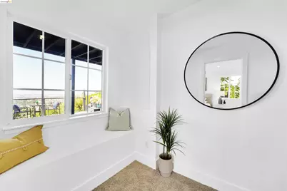7907 Michigan Ave, Oakland, CA 94605 - Photo 17