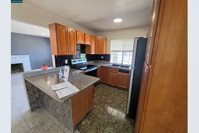 107 Orange St, Vallejo, CA 94590 - Photo 9