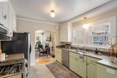 3300 Wilson Pl, Oakland, CA 94602 - Photo 11
