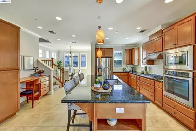 538 Selby Ln, Livermore, CA 94551 - Photo 27
