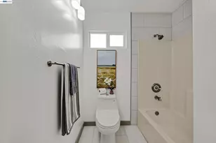 15344 Ruggles St, San Leandro, CA 94579 - Photo 49