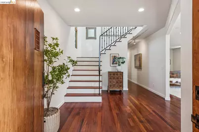 2431 McKinley Ave, Berkeley, CA 94703 - Photo 3