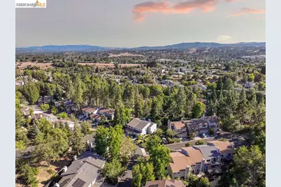2407 Twinflower Ct, Martinez, CA 94553 - Photo 43