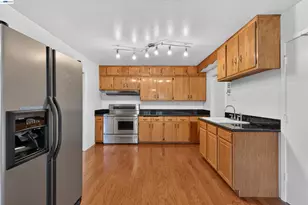 164 Lorraine Ave, Pittsburg, CA 94565 - Photo 11