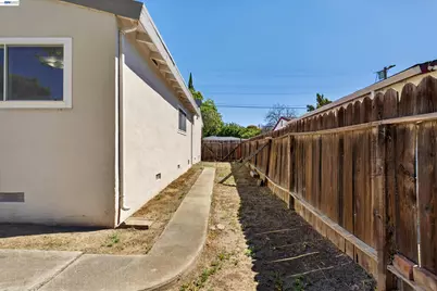 164 Lorraine Ave, Pittsburg, CA 94565 - Photo 43