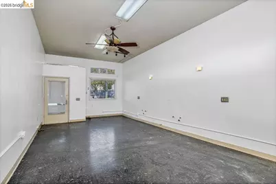 6041 San Pablo Ave, Oakland, CA 94608 - Photo 51