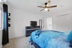 934 Wilmington Way, Emerald Hills, CA 94062 - Photo 45