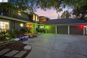 934 Wilmington Way, Emerald Hills, CA 94062 - Photo 7