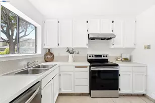 3810 Shinglewood Ct, Union City, CA 94587 - Photo 15