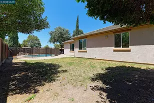 17667 Red Barley Ct, Lathrop, CA 95330 - Photo 23