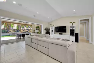 2277 Reserve Dr, Brentwood, CA 94513 - Photo 11