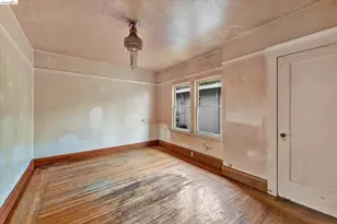 2219 Derby St, Berkeley, CA 94705 - Photo 17