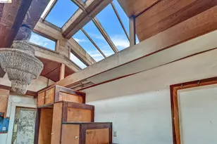 2219 Derby St, Berkeley, CA 94705 - Photo 25