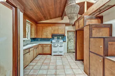 2219 Derby St, Berkeley, CA 94705 - Photo 21