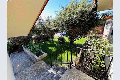 25132 Del Mar Ave, Hayward, CA 94542 - Photo 17