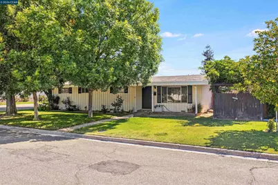 700 Real Ave, Newman, CA 95360 - Photo 3