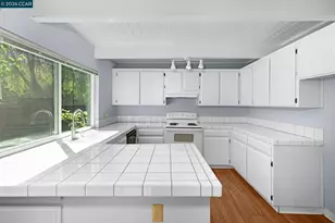 1950 Oak Grove Rd 1950 & 1952, Walnut Creek, CA 94598 - Photo 13