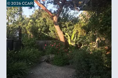 1950 Oak Grove Rd 1950 & 1952, Walnut Creek, CA 94598 - Photo 31