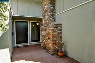 1950 Oak Grove Rd 1950 & 1952, Walnut Creek, CA 94598 - Photo 5