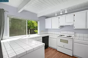 1950 Oak Grove Rd 1950 & 1952, Walnut Creek, CA 94598 - Photo 17