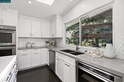 30 Dias Dorados, Orinda, CA 94563 - Photo 5