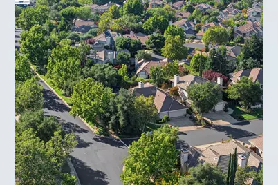 408 Cabonia Ct, Pleasanton, CA 94566 - Photo 59