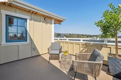 4432 Howe St, Oakland, CA 94611 - Photo 13