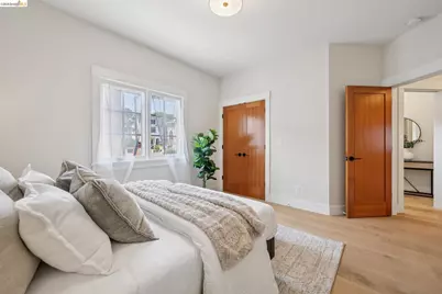 4432 Howe St, Oakland, CA 94611 - Photo 49