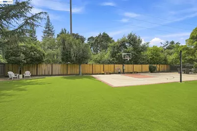 14 Liberta Court, Danville, CA 94526 - Photo 37