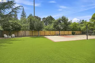 14 Liberta Ct, Danville, CA 94526 - Photo 37