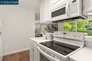 2889 Ptarmigan Dr, Walnut Creek, CA 94595 - Photo 13