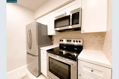 5457 Roundtree Pl #J, Concord, CA 94521 - Photo 21