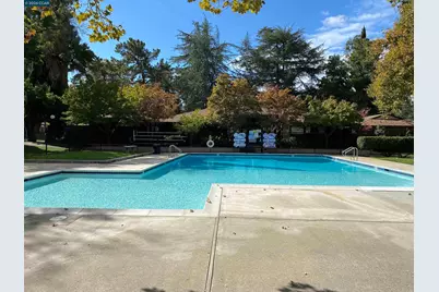 5457 Roundtree Pl #J, Concord, CA 94521 - Photo 49