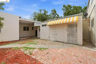 398 Macarthur Blvd, Oakland, CA 94609 - Photo 75