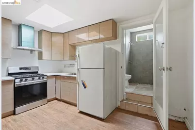 398 Macarthur Blvd, Oakland, CA 94609 - Photo 55