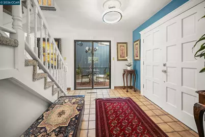 864 Coachman Pl, Clayton, CA 94517 - Photo 9