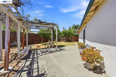 39641 Banyan Tree Rd, Fremont, CA 94538 - Photo 25
