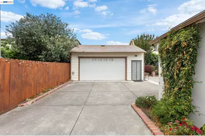3270 Keith Ave, Castro Valley, CA 94546 - Photo 21