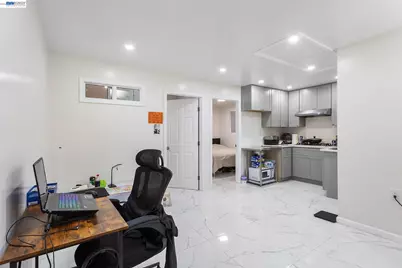 3270 Keith Ave, Castro Valley, CA 94546 - Photo 23