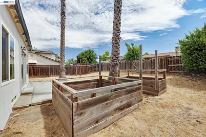 1427 Saybrook Rd, Livermore, CA 94551 - Photo 29