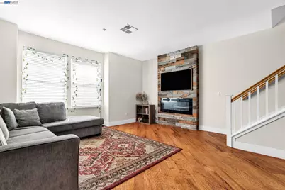 6003 Old Quarry Loop, Oakland, CA 94605 - Photo 3
