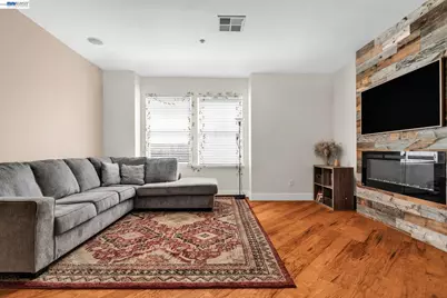 6003 Old Quarry Loop, Oakland, CA 94605 - Photo 3