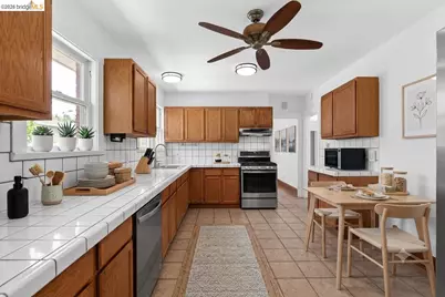 2701 Octavia St, Oakland, CA 94619 - Photo 23