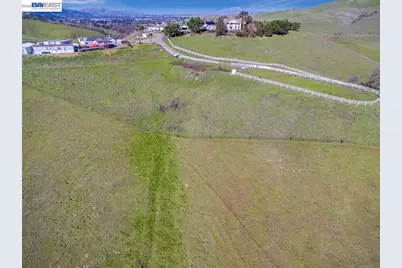 3329 Little Valley Rd, Sunol, CA 94586 - Photo 3
